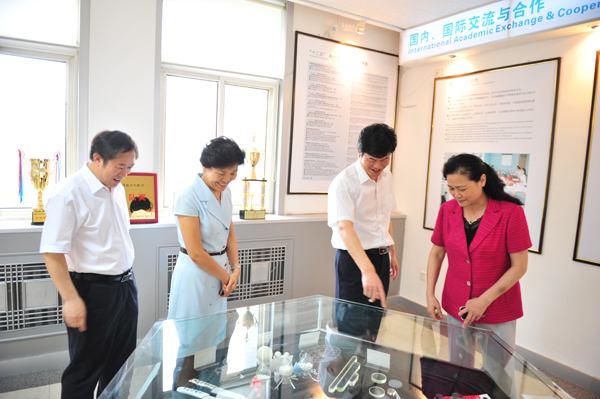 CNAS赴中国建材检验认证集团调研